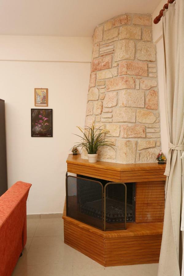 Villa Argo 3 - Beachfront, Big Gardens, Location! Pefkochori Exteriör bild